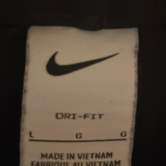 Nike Dri-Fit Shorts     Large - Picture 2 of 3